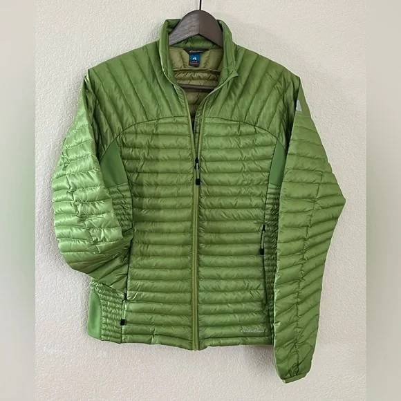 NWOT. Eddie Bauer First Ascent Down Jacket. Size S Color: Green - Picture 3 of 9